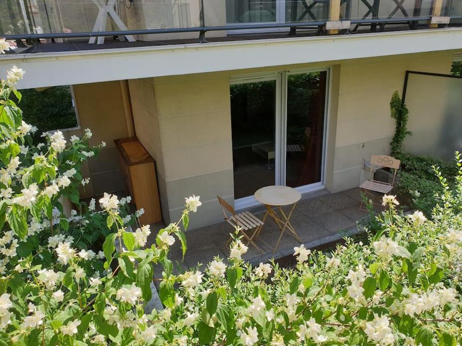 62 M2 Rez De Jardin, Terrasse , 6 Lits Et Parking Apartman Annecy Kültér fotó