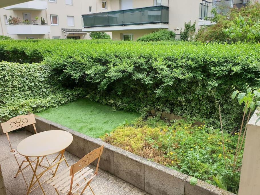 62 M2 Rez De Jardin, Terrasse , 6 Lits Et Parking Apartman Annecy Kültér fotó
